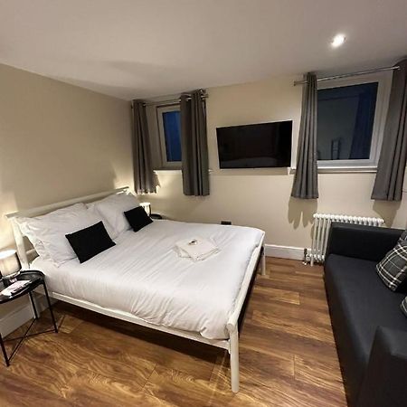 Modern Double Room With Sofa EDI Exterior foto