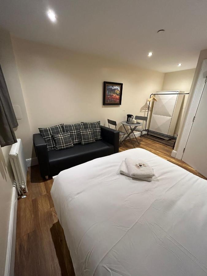 Modern Double Room With Sofa EDI Exterior foto